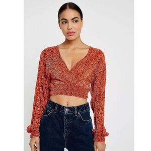 URBAN OUTFITTERS Floral Plisse Wrap Crop Top Size XS